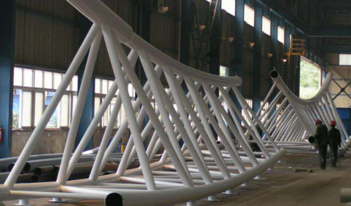 琼海管廊钢结构与桁架结构的管道支架应该如何区分