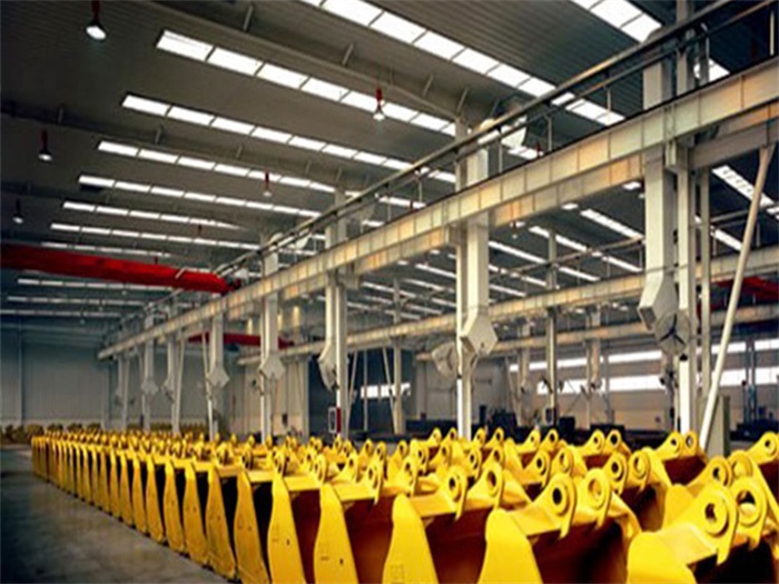 琼海徐工集团挖掘机装配车间